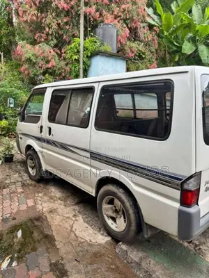 Nissan Vanette 2011 Van (Used)