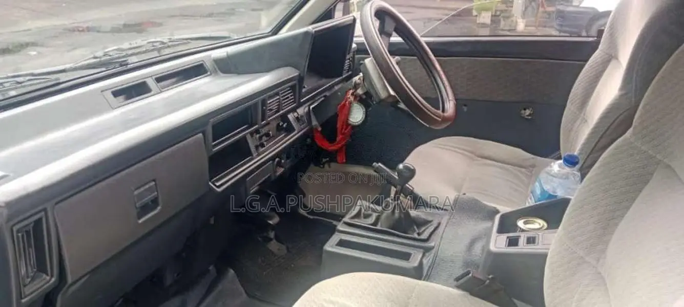 Toyota LiteAce 1988 Van (Used)