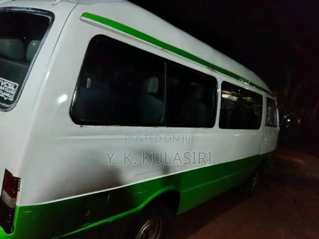 Toyota LH40B 1982 Van (Used)