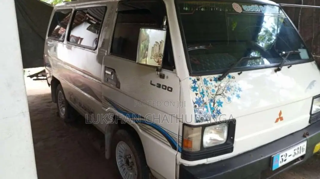 Mitsubishi L300 1980 Van (Used)