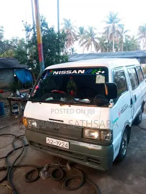 Nissan Largo 1992 Van (Used)