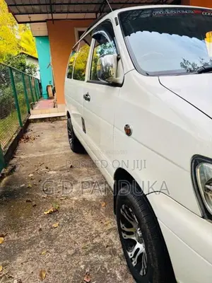 Toyota Noah KR42 2007 Van (Used)