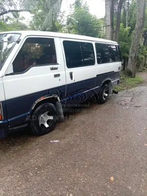 Toyota Shell 1986 Van (Used)