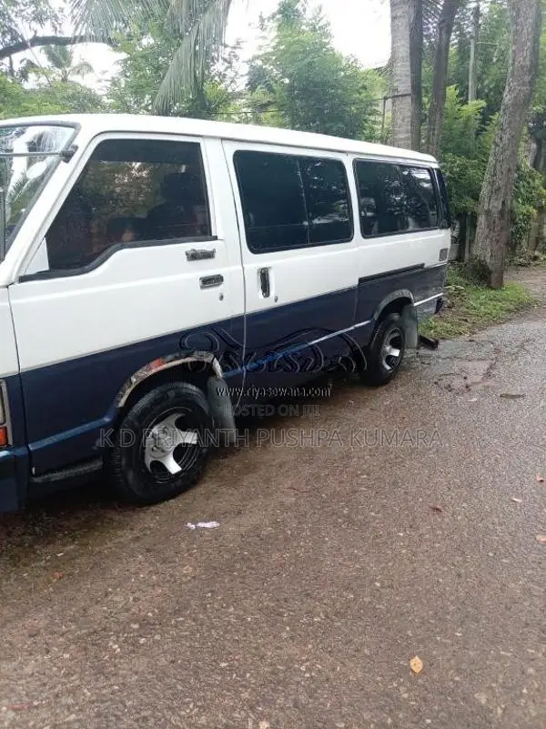 Toyota Shell 1986 Van (Used)