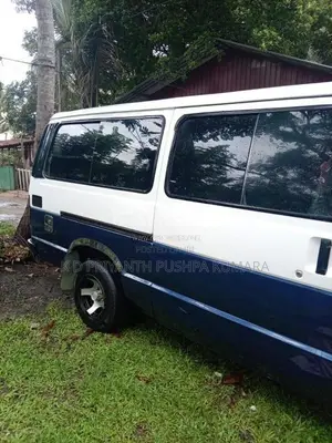 Toyota Shell 1986 Van (Used)