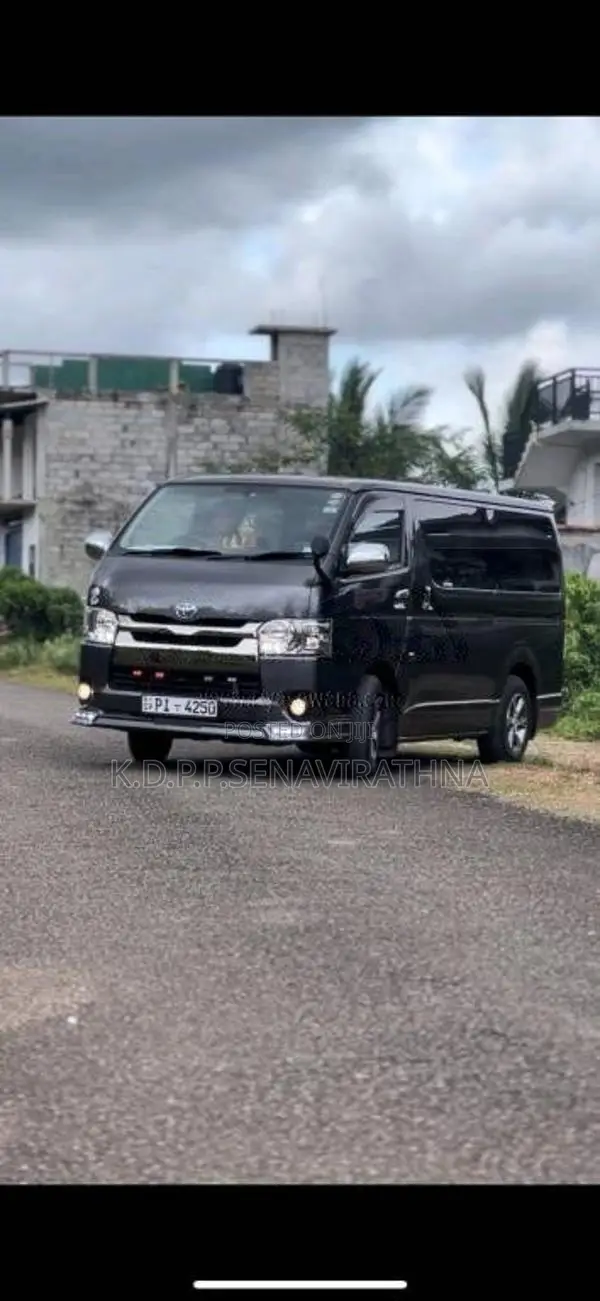 Toyota KDH TRH 2015 Van (Used)