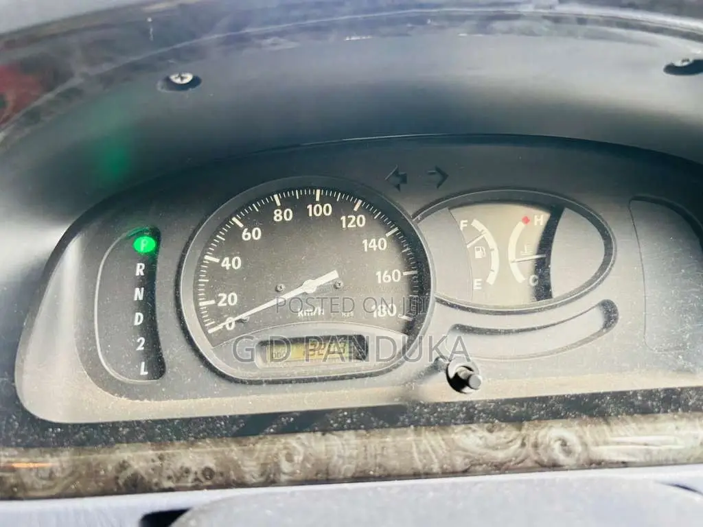 Toyota Noah KR42 2007 Van (Used)