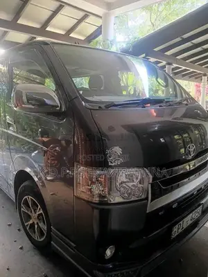 Toyota KDH TRH 2015 Van (Used)