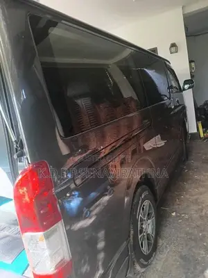 Toyota KDH TRH 2015 Van (Used)