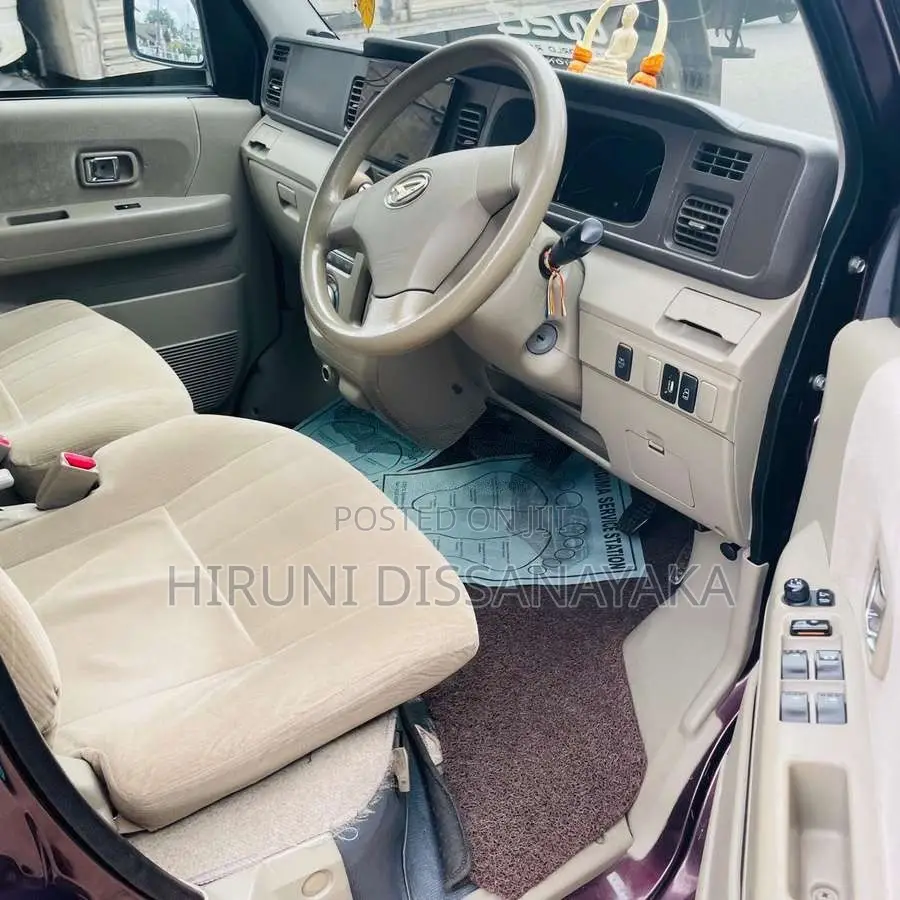 Daihatsu Hijet 2019 Van (Used)