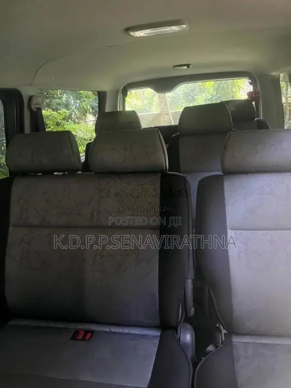 Toyota KDH TRH 2015 Van (Used)