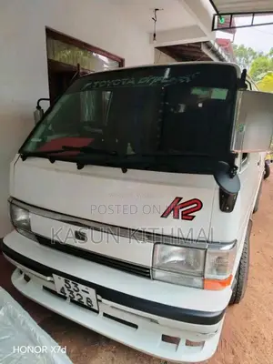 Toyota LH61 1987 Van (Used)