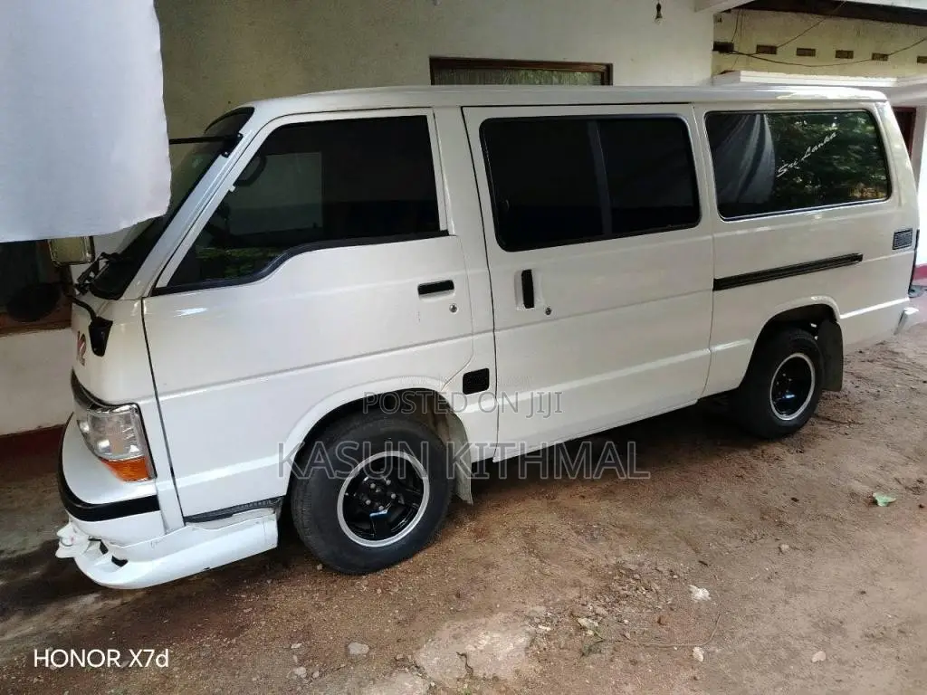 Toyota LH61 1987 Van (Used)