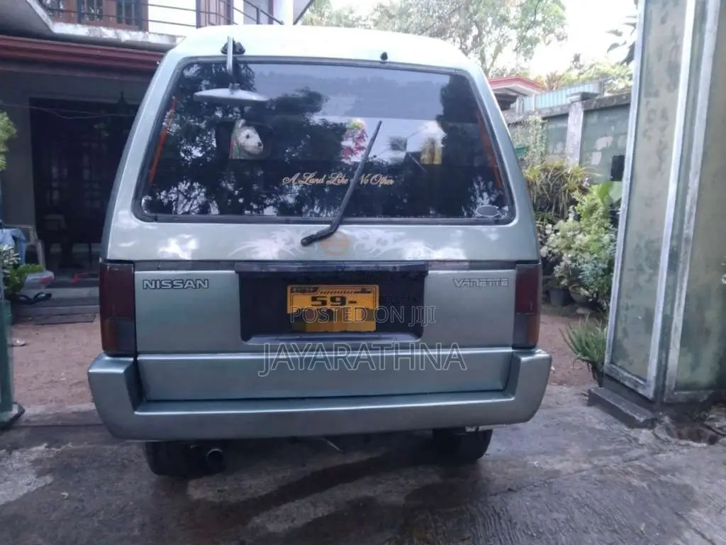 Nissan Vanette 1992 Van (Used)