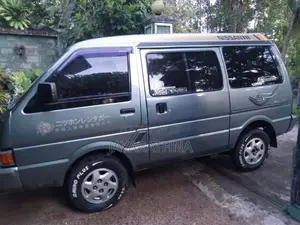 Nissan Vanette 1992 Van (Used)