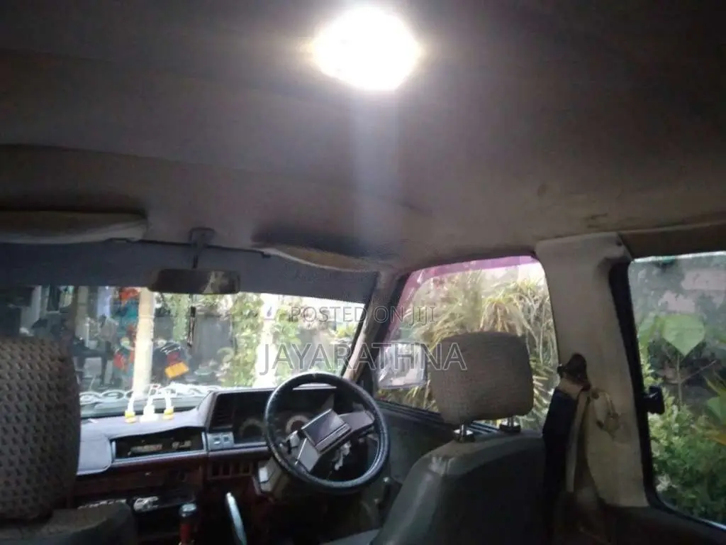 Nissan Vanette 1992 Van (Used)
