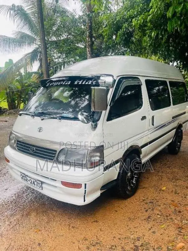 Toyota Dolphin LH113 1993 Van (Used)
