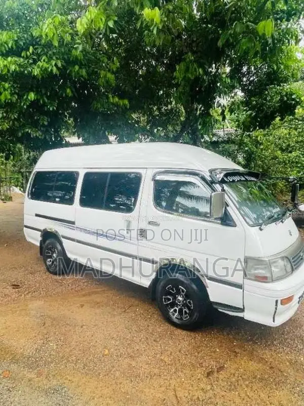 Toyota Dolphin LH113 1993 Van (Used)