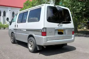 Mazda Bongo 1999 Van (Used)