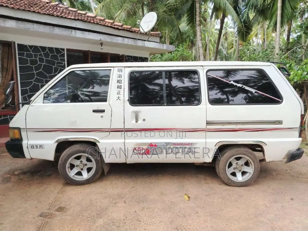 Toyota TownAce 1987 Van (Used)