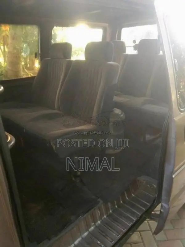 Nissan Vanette 1988 Van (Used)