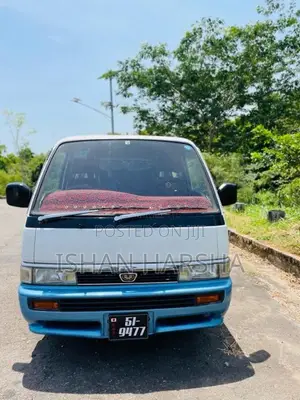Nissan Caravan 1986 Van (Used)