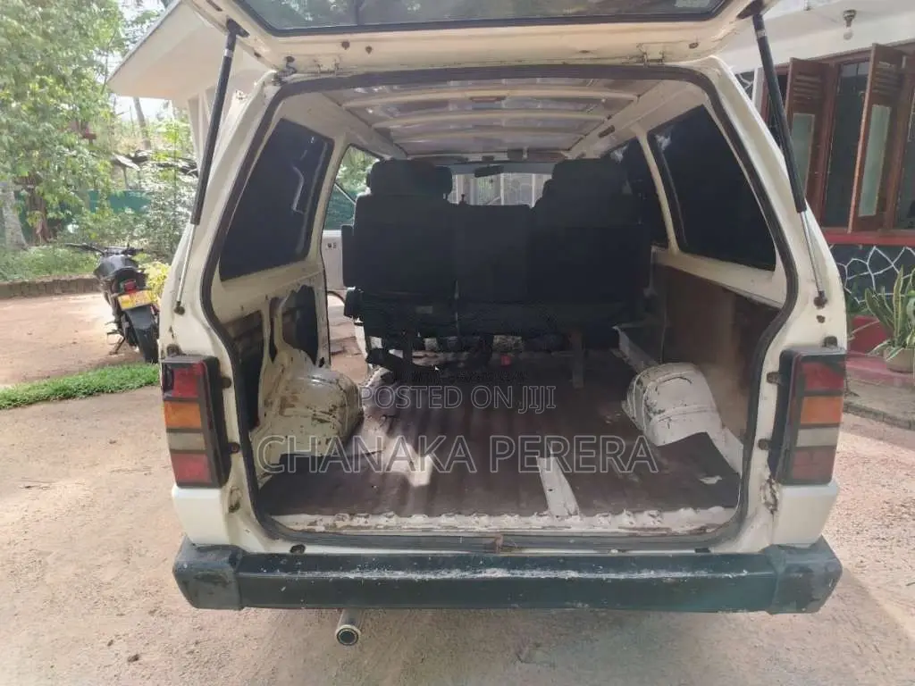 Toyota TownAce 1987 Van (Used)