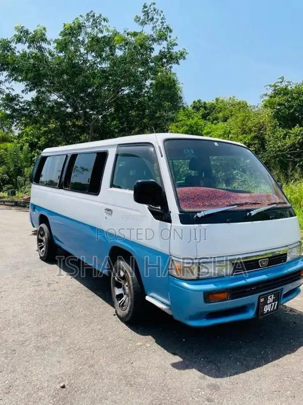 Nissan Caravan 1986 Van (Used)