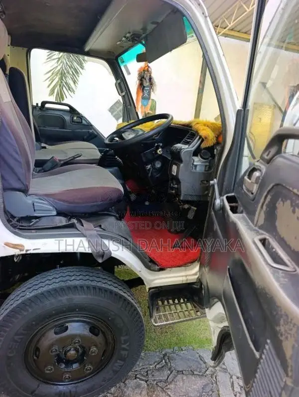 Isuzu NPR75L 2004 Lorry (Used)