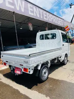 Suzuki Carry 4WD 2025 Lorry Unregistered (Recondition)