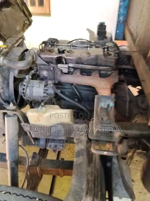 Isuzu NPR 1987 Lorry (Used)
