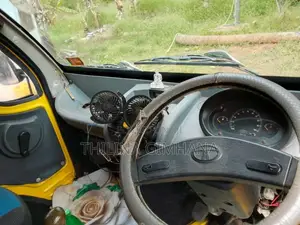 Tata Dimo Batta 2011 Lorry (Used)