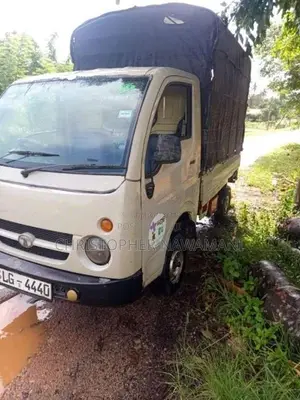 Tata Dimo Batta 2009 Lorry (Used)