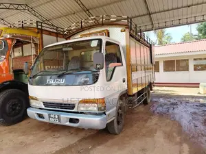 Isuzu ELF 1980 Lorry (Used)