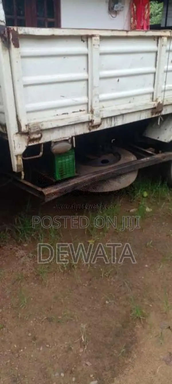 Mahindra Mahindra 2014 Lorry (Used)
