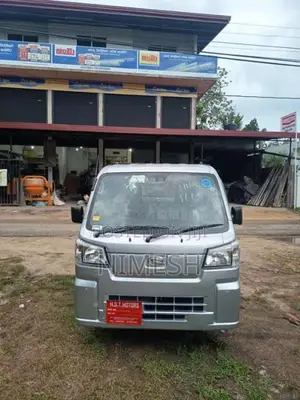 Daihatsu Hijet 2023 Lorry (Used)