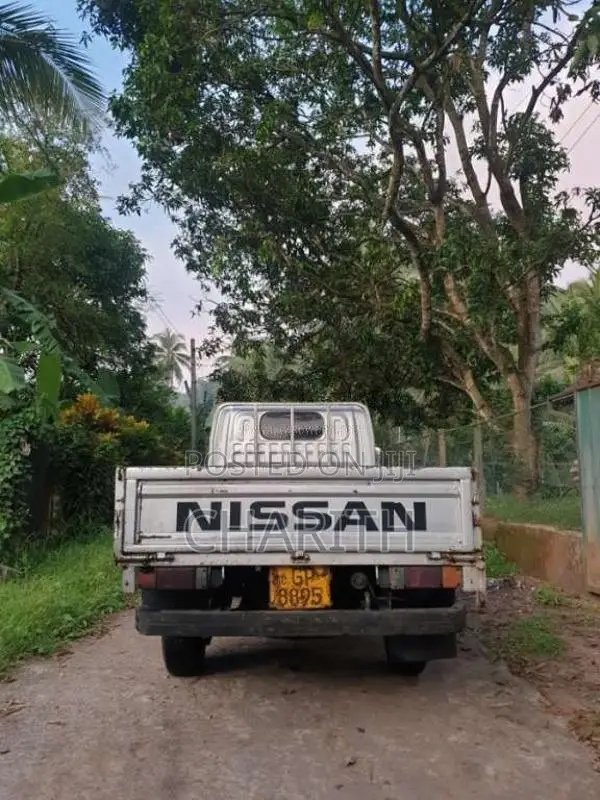 Nissan Atlas 150 2002 Lorry (Used)