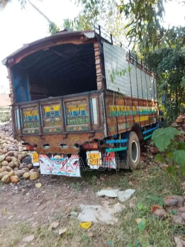 Tata 1210 1992 Lorry (Used)