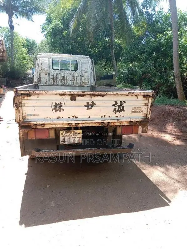 Mazda Titan 1992 Lorry (Used)
