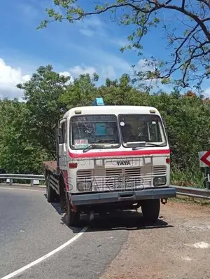Tata Boom 1615 2004 Lorry (Used)