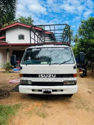 Isuzu Elf.closed 1990 Lorry (Used)