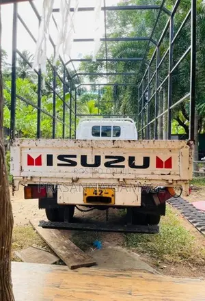 Isuzu Elf.closed 1990 Lorry (Used)