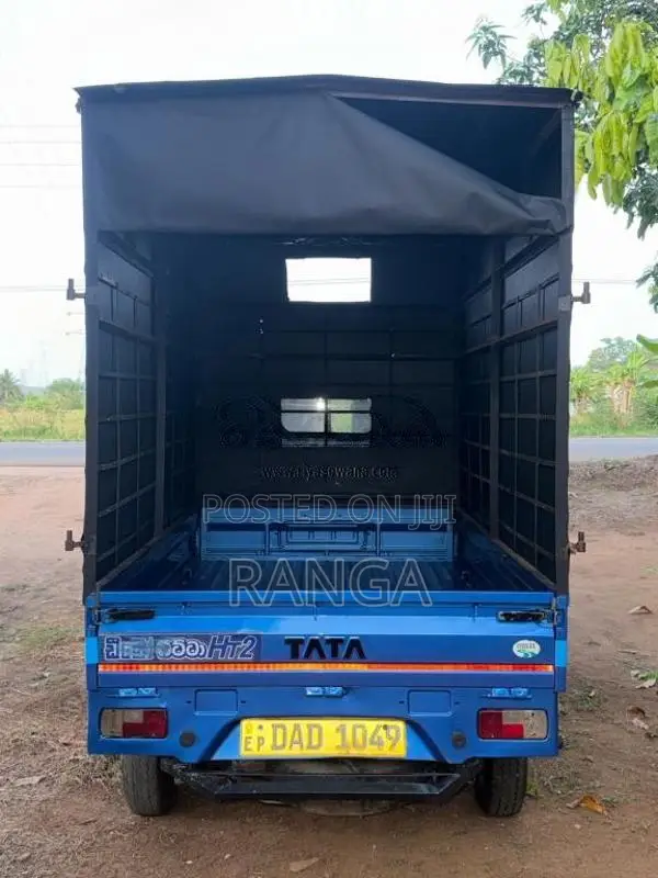 Tata Dimo Batta 2016 Lorry (Used)