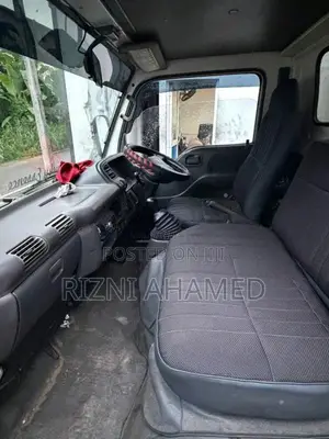 Isuzu 14.5 Pattu Muna 2001 Lorry (Used)