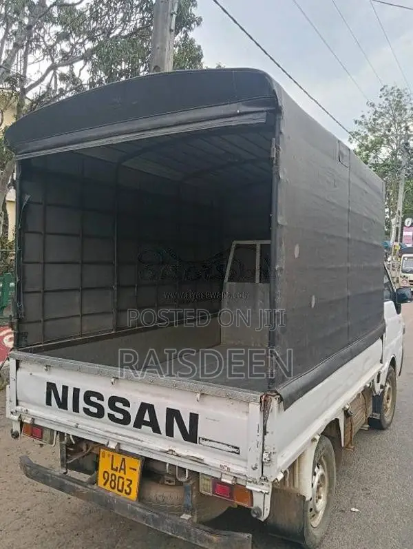 Nissan Vanette 2001 Lorry (Used)