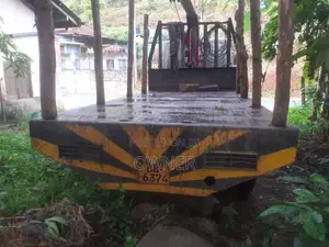 Mitsubishi Boom 1995 Lorry (Used)