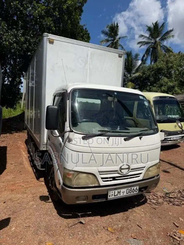 Toyota Dyna 2007 Lorry (Used)