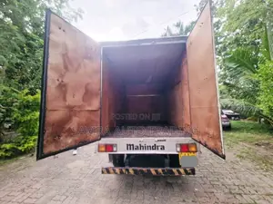 Mahindra DI 3200 2014 Lorry (Used)