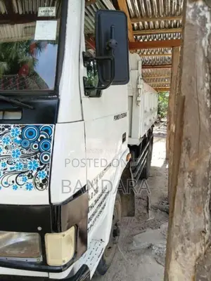 Tata 407 2005 Lorry (Used)