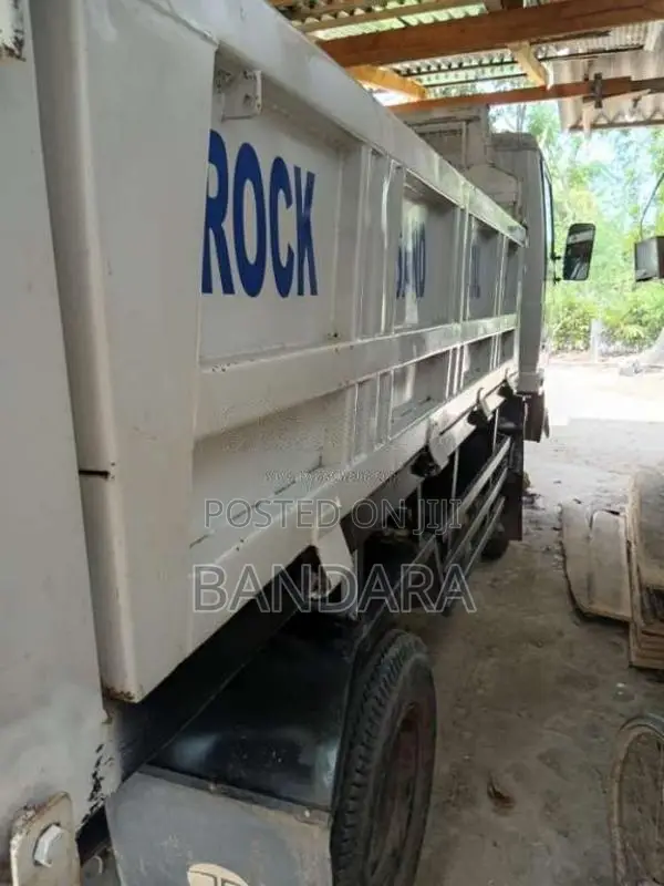 Tata 407 2005 Lorry (Used)